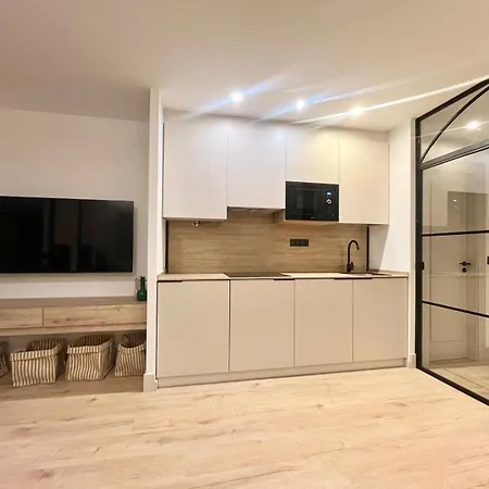 Am Lejlighed *