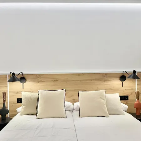 Apartment Am *